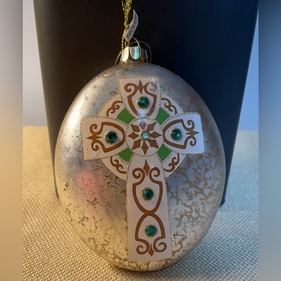 Glass Celtic Cross Christmas Ornament - Picture 1 of 5